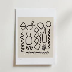 Bozetto Organic Rhythm Poster visar abstrakta svarta linjeteckningar av flaskor, vaser och former på en beige bakgrund som ger organiskt lugn och elegans till ditt rum, på en vit matta.