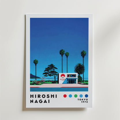 Bozetto Hiroshi Nagai Beams Store Poster föreställer en modern byggnad med palmer, blå himmel, avlägsna berg, fyra färgade prickar, texten "Hiroshi Nagai Tokyo 1973" och en BEAM-skylt för tropiska retrovibbar.