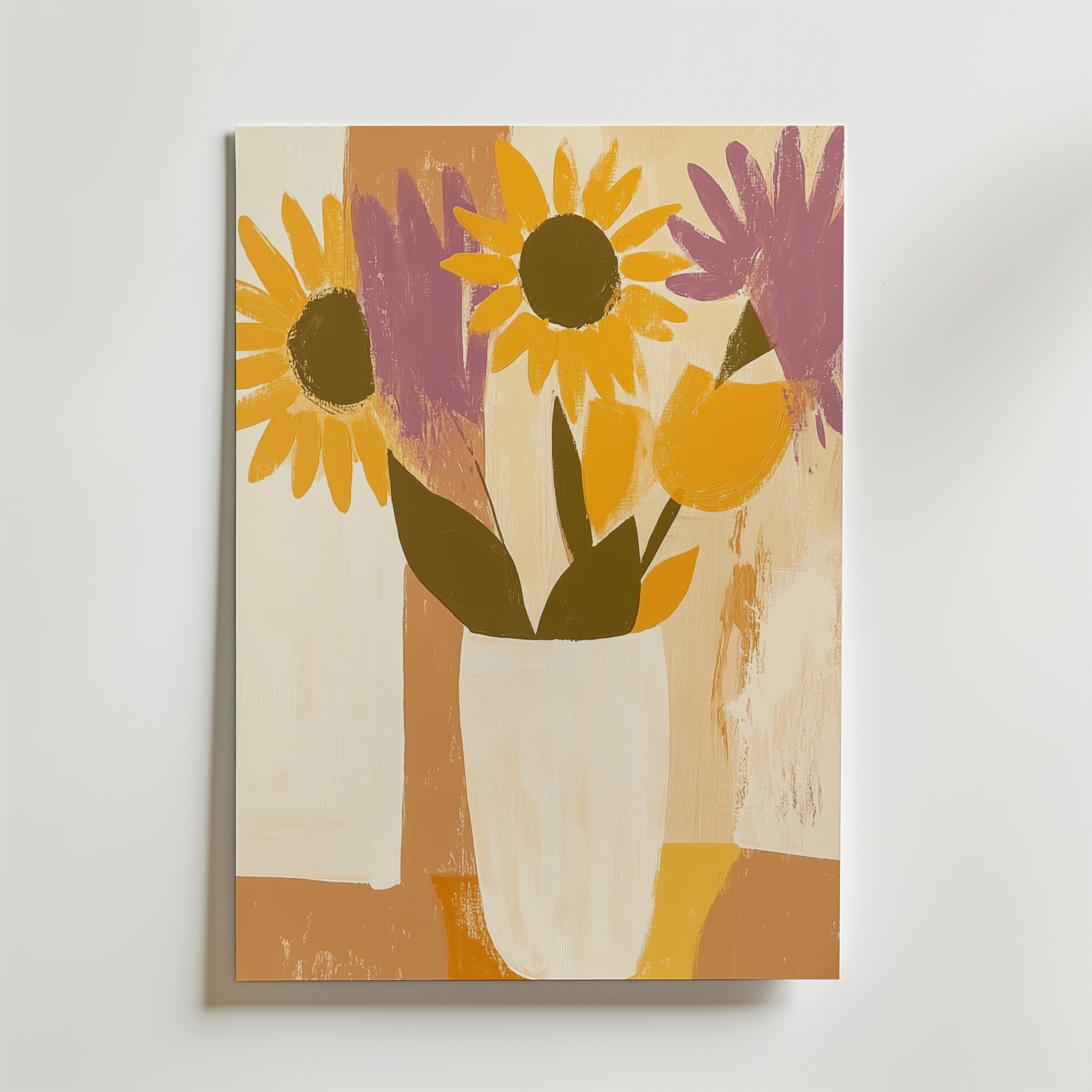 Pink Rose Bouquet Poster by Bozetto har en vit vas med abstrakta rosa rosor och grönska mot en varm beige-orange bakgrund som skapar en harmonisk atmosfär - perfekt för att addera elegans till premiumpapper.