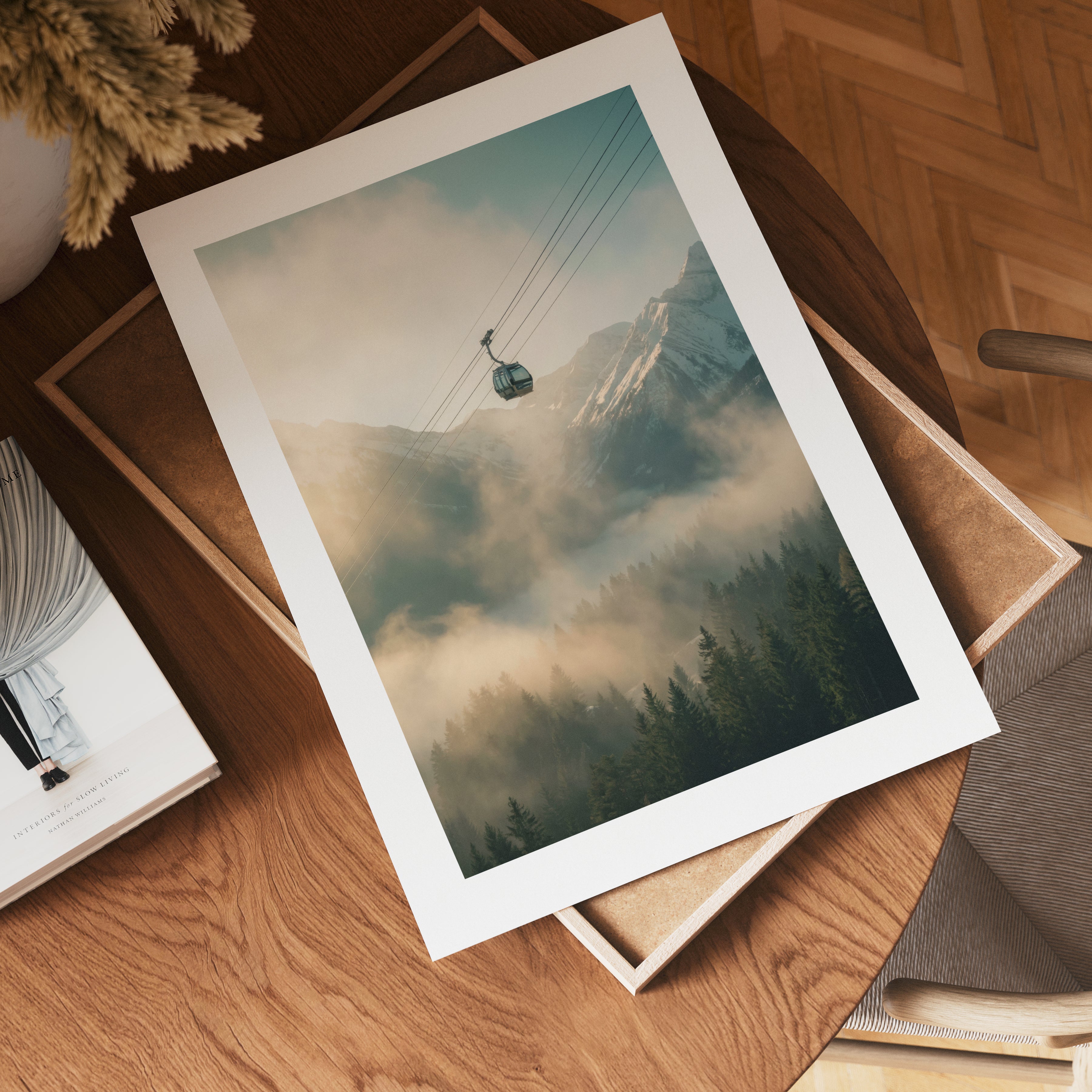 Alpine Mist Ascent Poster – poster väggdekoration inredning – Affischer hos Bozetto