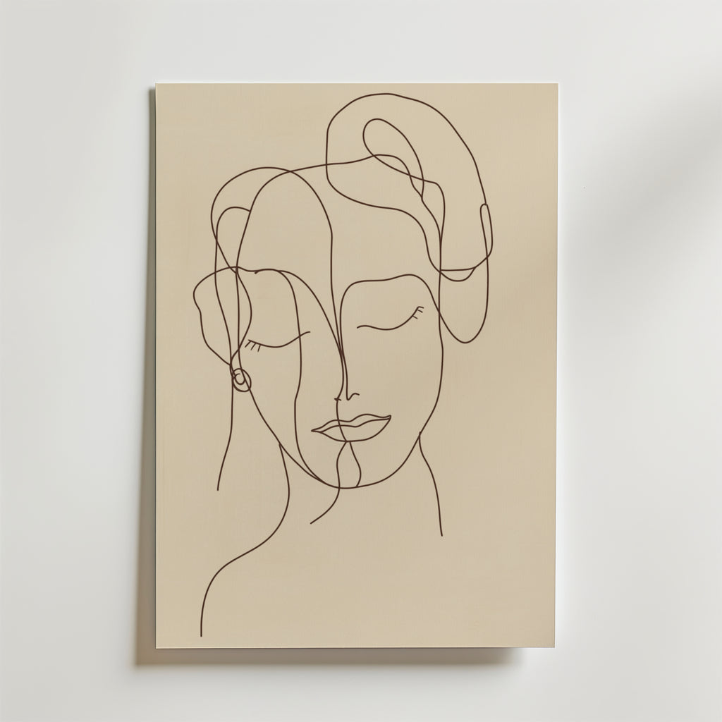 Kindred Faces Poster by Bozetto har minimalistisk linjekonst av en kvinnas ansikte med slutna ögon på premiumpapper, där den djärva linjen kontrasterar vackert mot en beige canvas och kompletterar alla ljusa väggar.