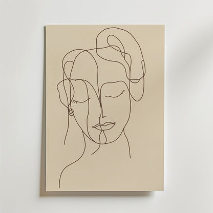 Kindred Faces Poster by Bozetto har minimalistisk linjekonst av en kvinnas ansikte med slutna ögon på premiumpapper, där den djärva linjen kontrasterar vackert mot en beige canvas och kompletterar alla ljusa väggar.