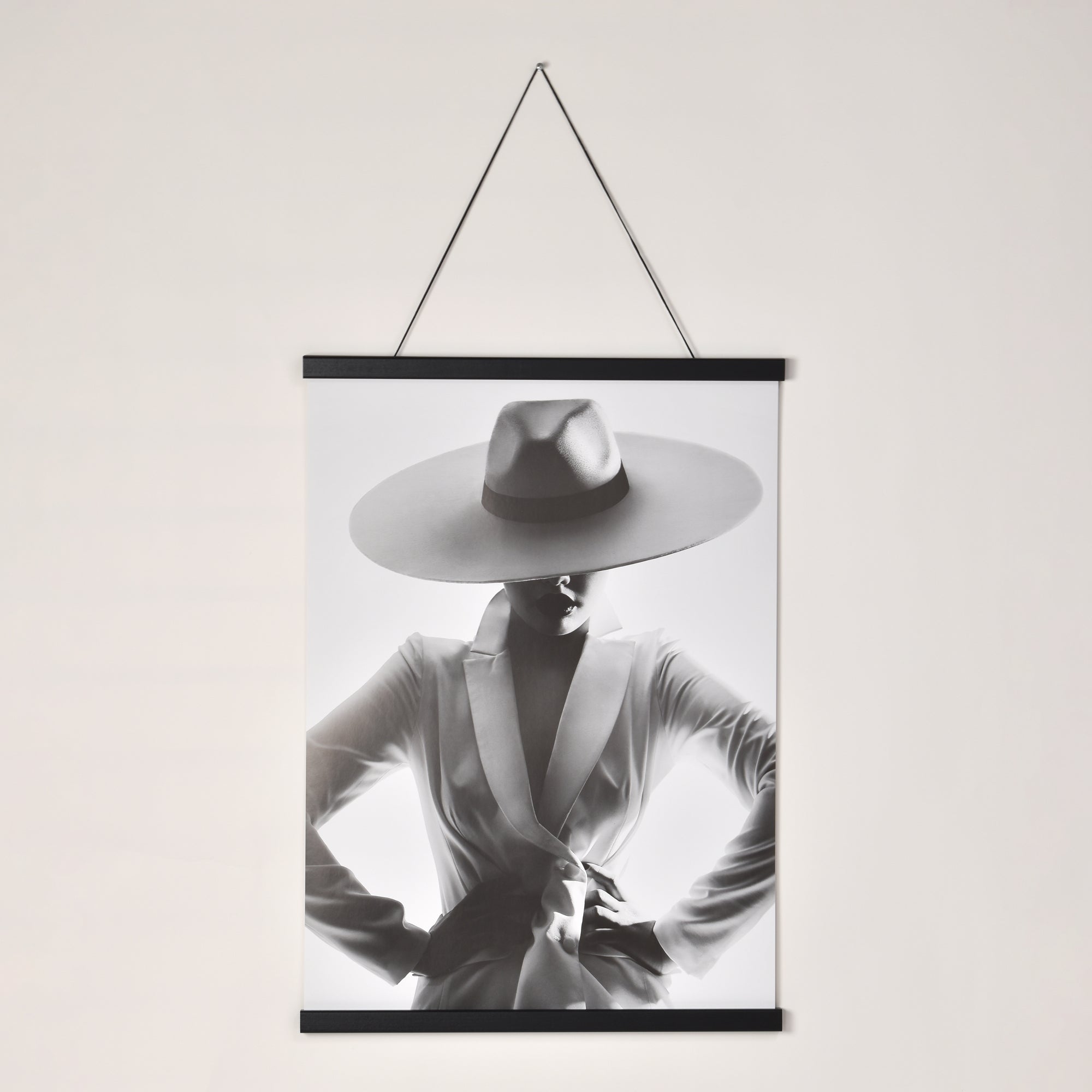 Posterhängare Svart Ek med magnet