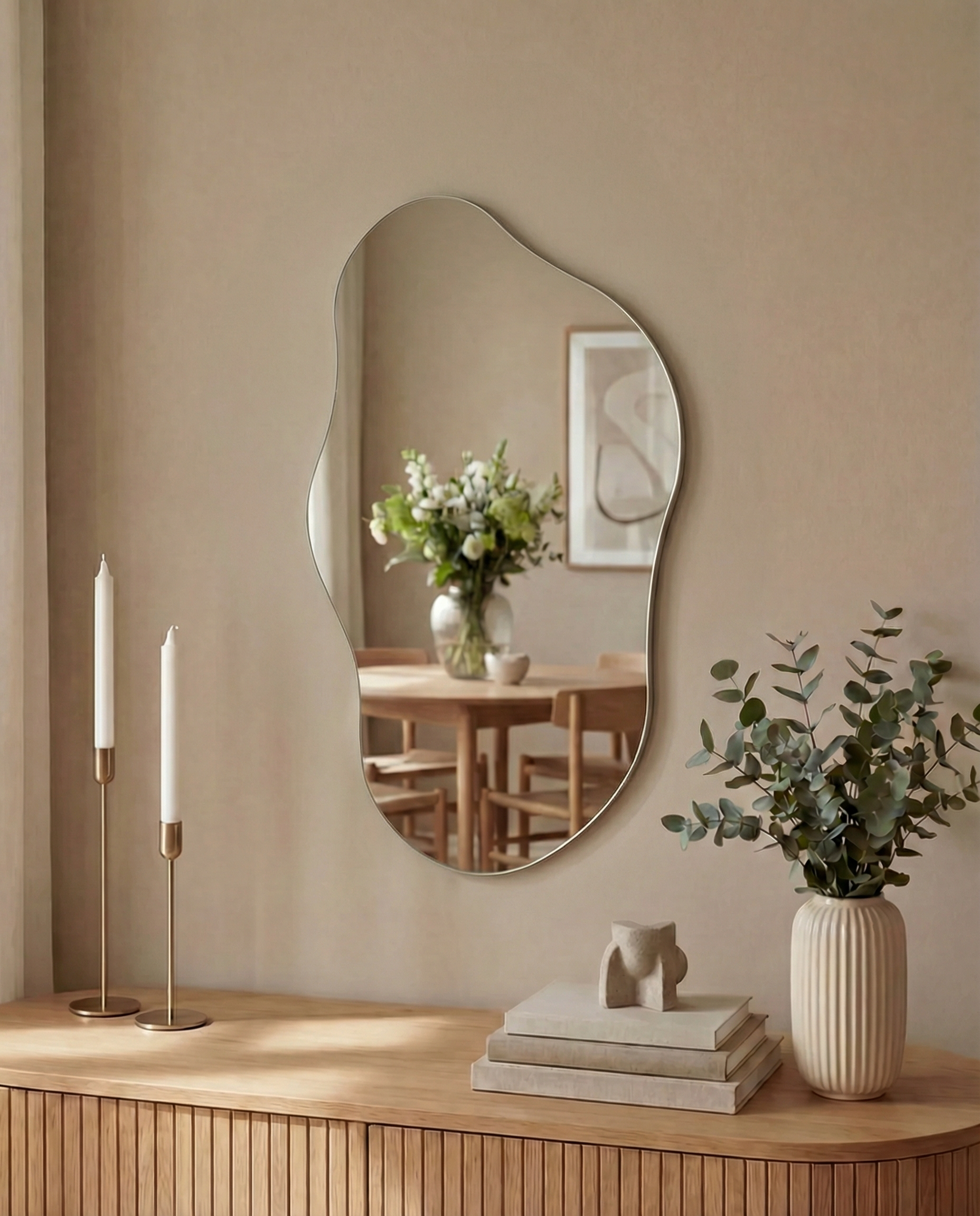 Orsasjön – Asymmetrisk spegel 35×60 cm – väggspegel modern inredning – Speglar hos Bozetto