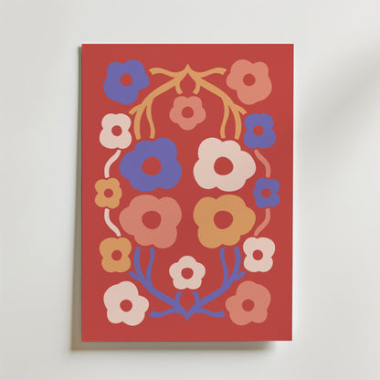 Bozetto Red Garden Bloom Poster har en djärv röd bakgrund med symmetriska stiliserade blommor i rosa, orange, blått och rött, arrangerade i rader med böjda stjälkar - en riktig blomsterdröm.