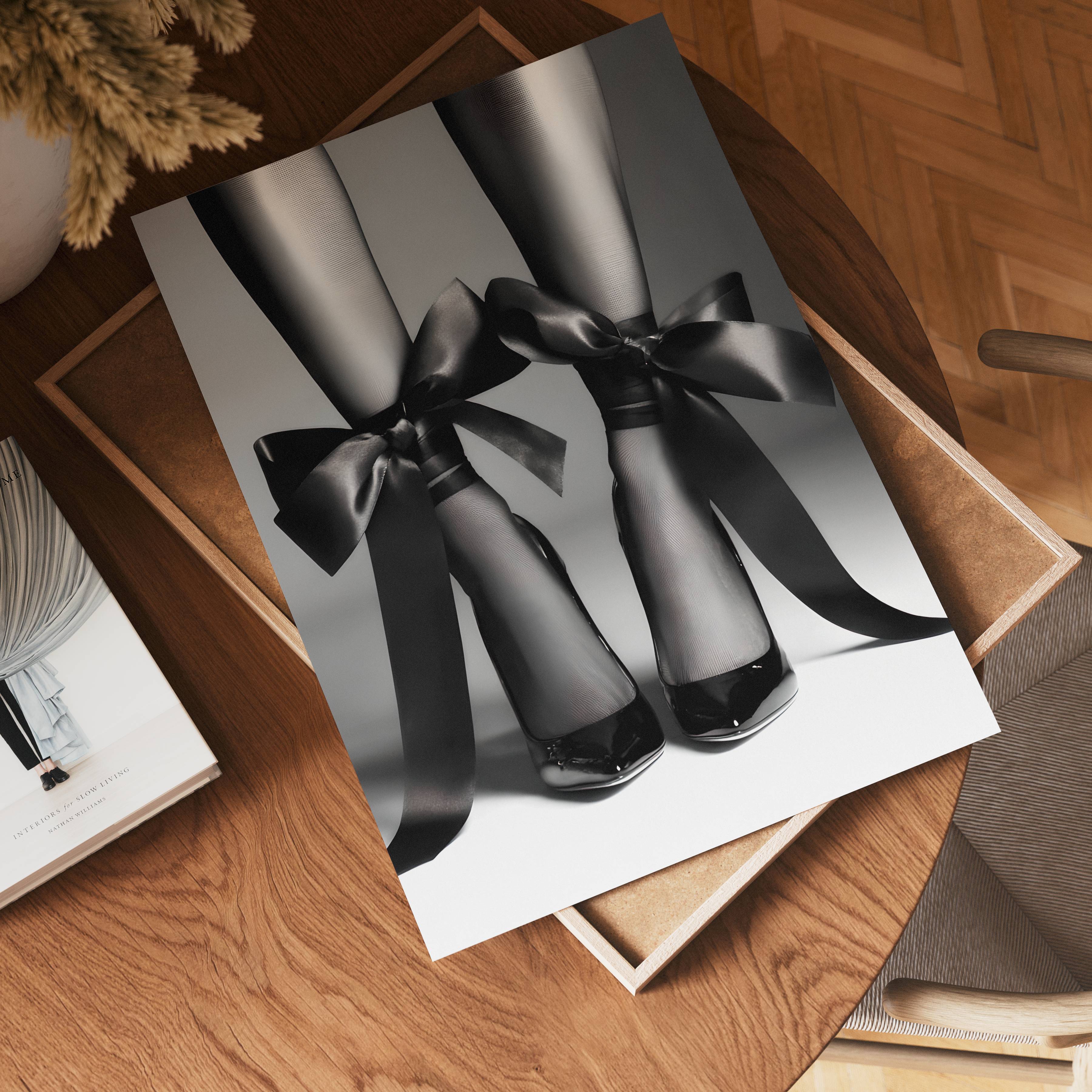 Velvet Restraint Poster affisch – poster till väggdekoration – köp online hos Bozetto