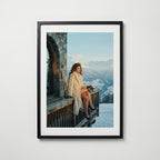 Alpine Couture Reverie Poster i svart ram – stilren konsttryck som väggdekor från Bozetto