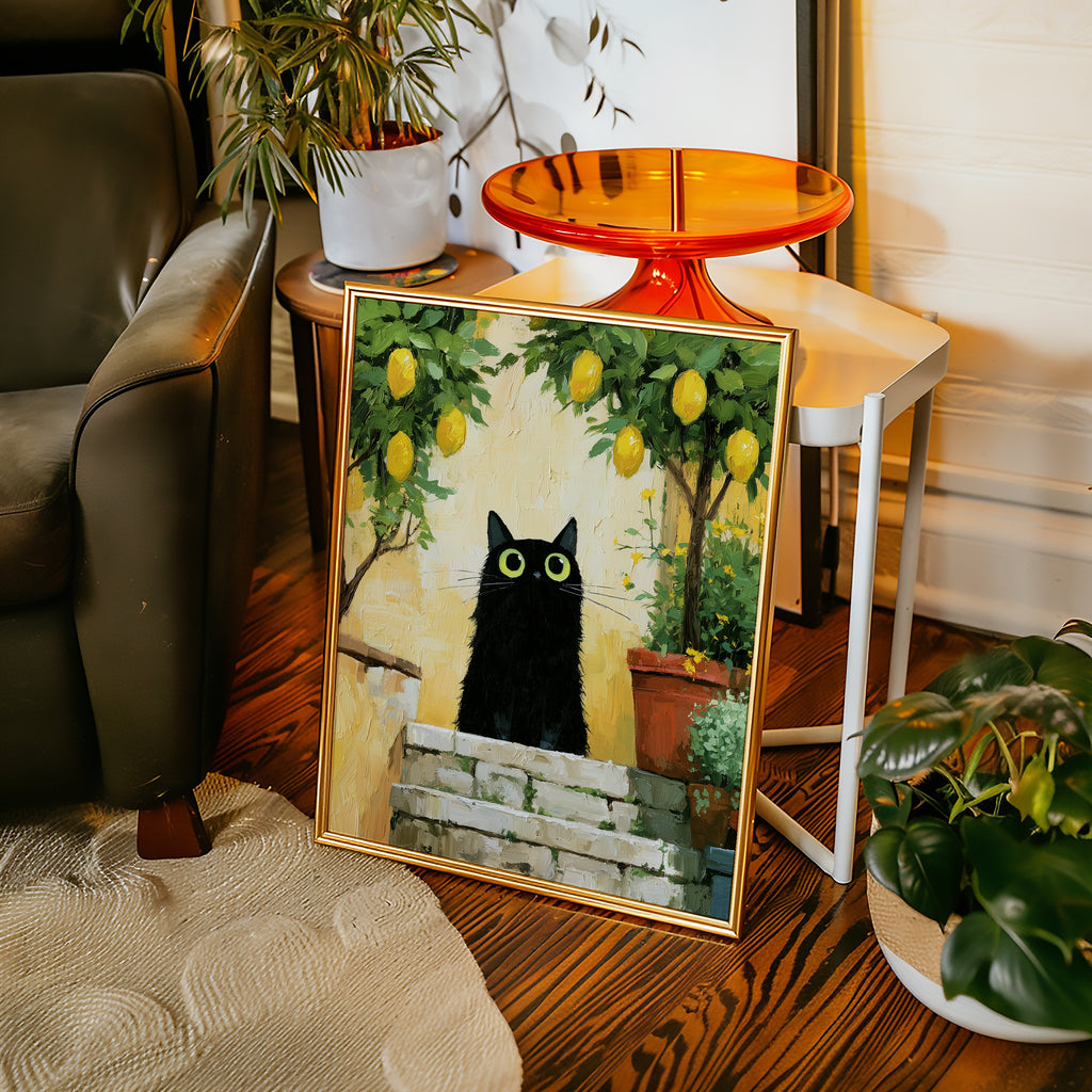 Cat in Lemon Garden Poster i inrett rum – Bozetto