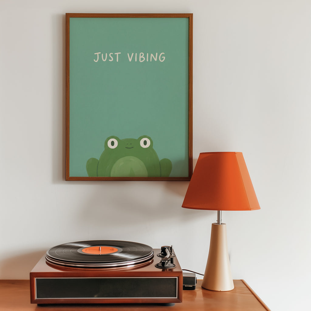 Just Vibing Frog Poster – i rum 2