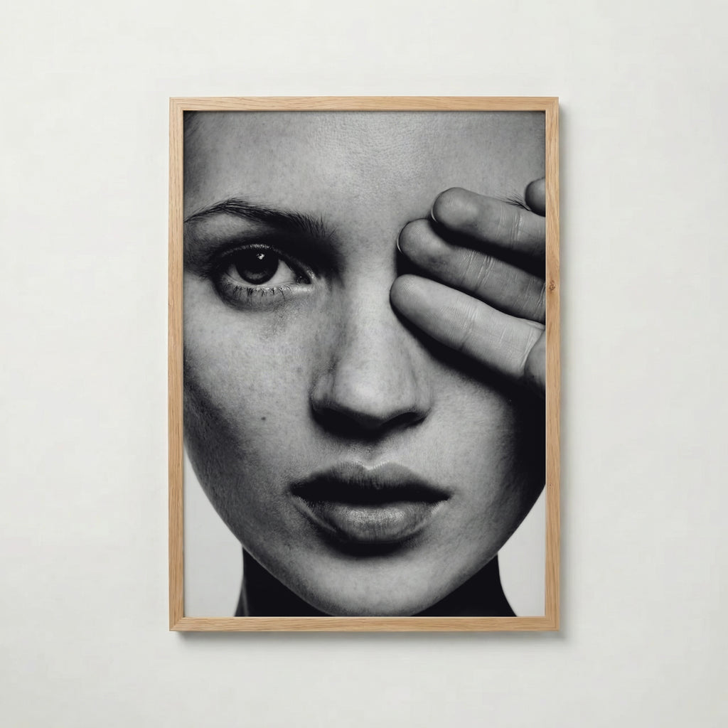 Hidden Gaze Poster – ekram