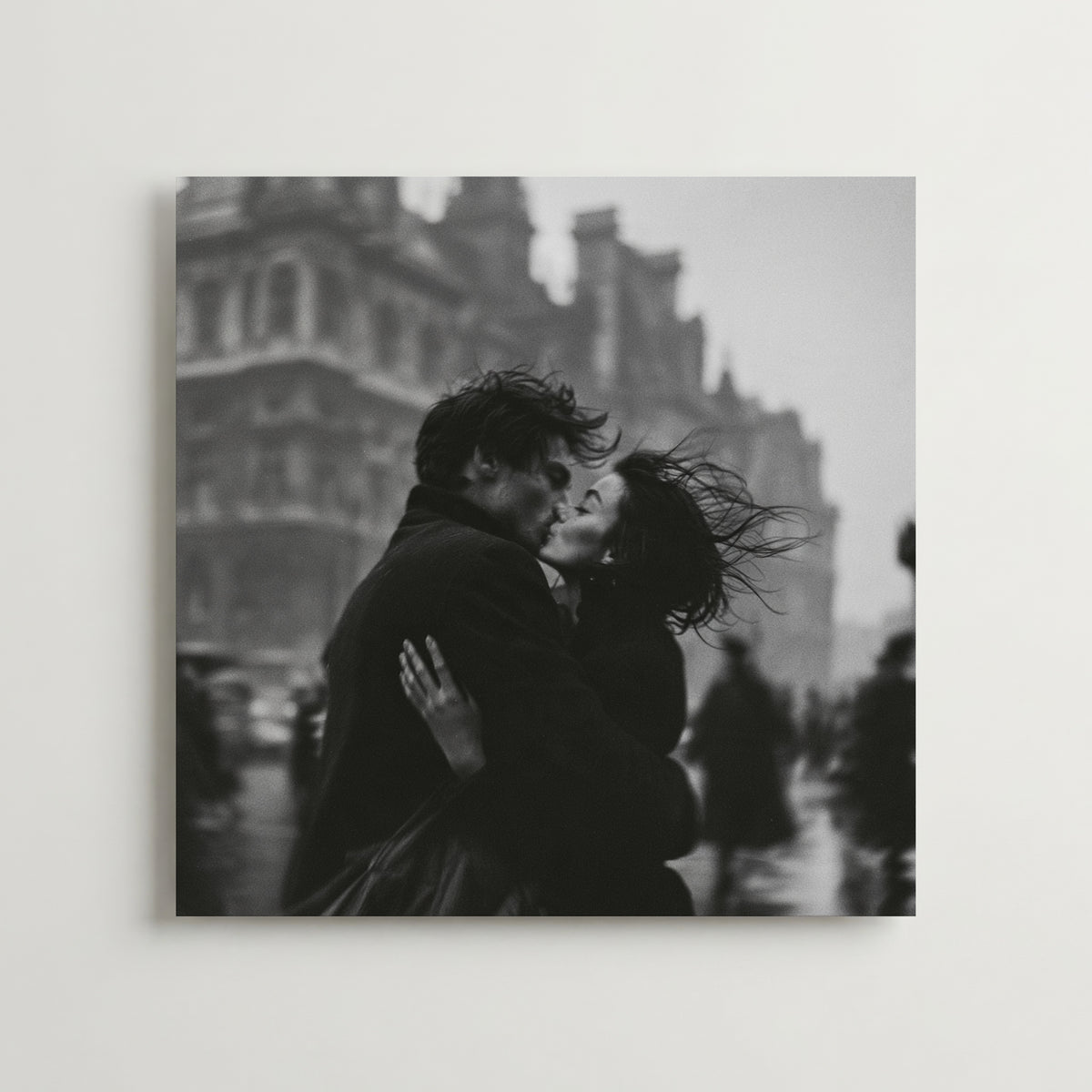 Paris Kiss Poster – produktbild