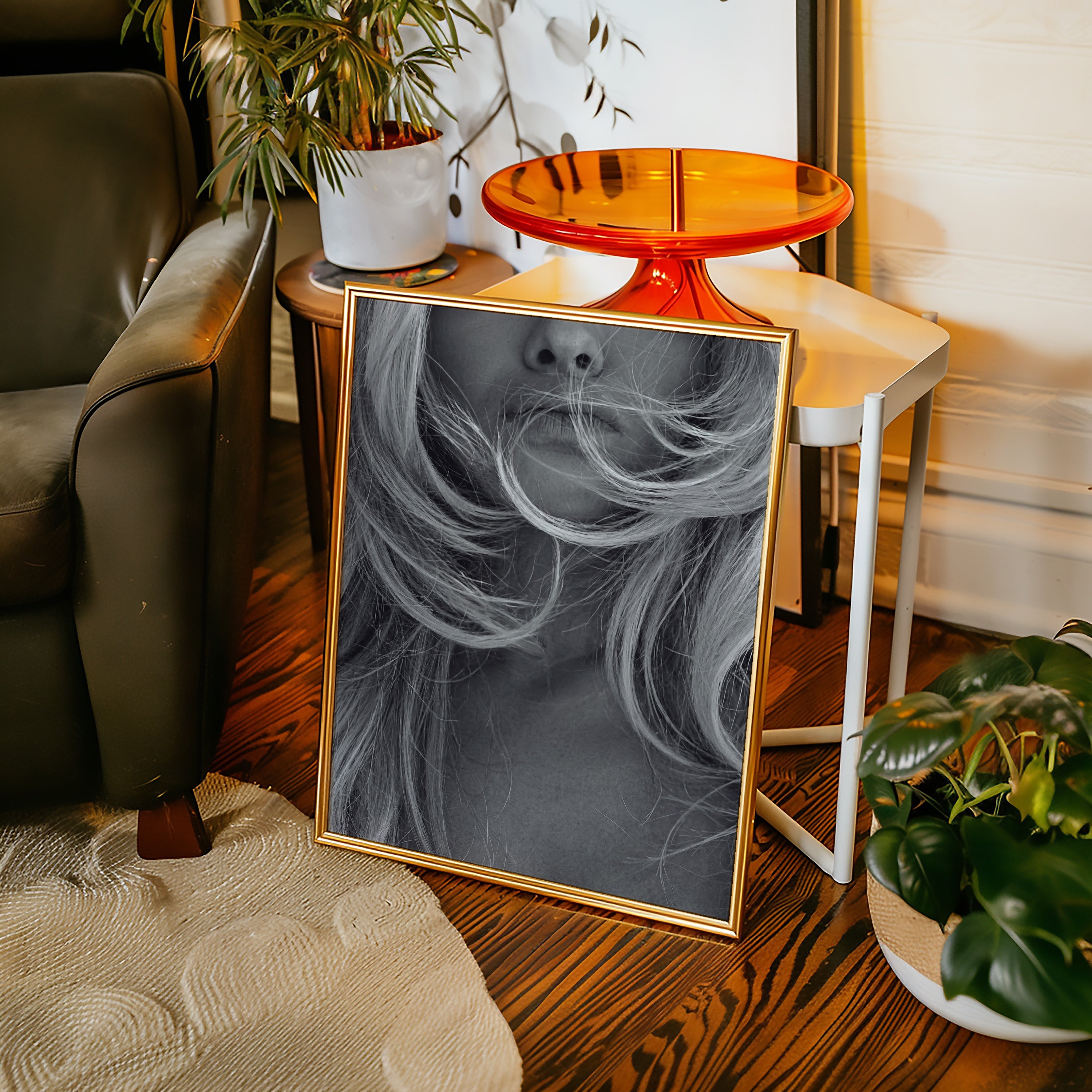 Windswept Muse Poster – i rum 2